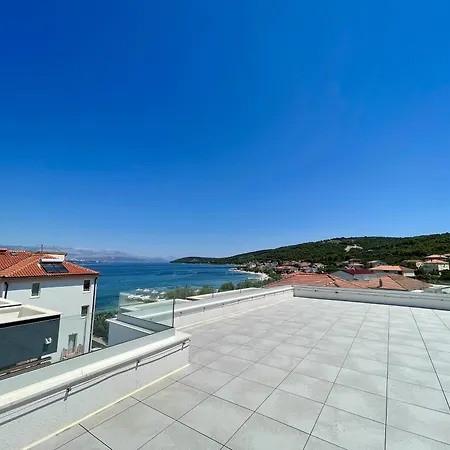 Sea I - Modern With Pool - 30 Meters From The Apartmán Slatine