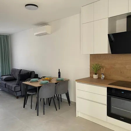 Apartamento Sea I - Modern With Pool - 30 Meters From The