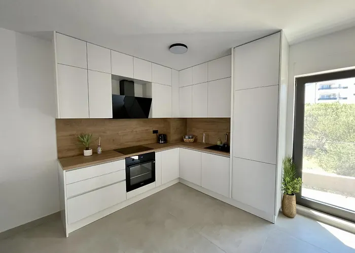 Sea I - Modern With Pool - 30 Meters From The